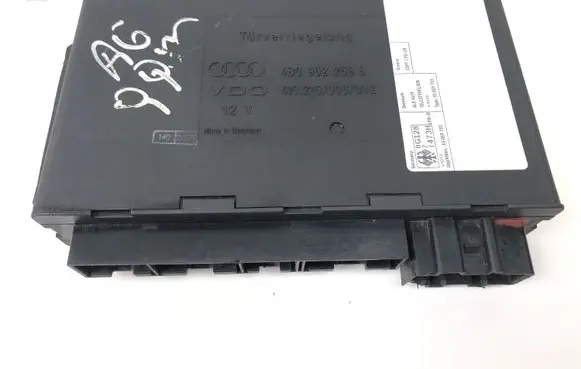 Audi A6 S6 C5 4B Comfort/convenience module 4B0962258B