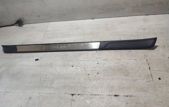 Lexus RC Side skirt front trim 6791224040