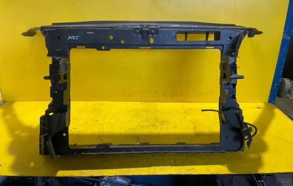 Skoda Fabia Mk2 (5J) Radiator support slam panel 5J0805588