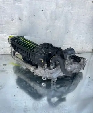Mercedes-Benz E W211 Intake manifold A6111400408