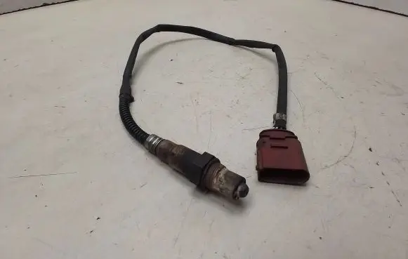 Audi A4 S4 B6 8E 8H Lambda probe sensor
