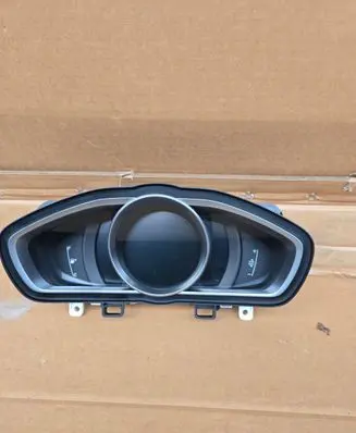 Volvo V40 Speedometer (instrument cluster) 31376803