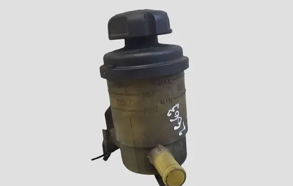 KIA Carens II Power steering fluid tank/reservoir