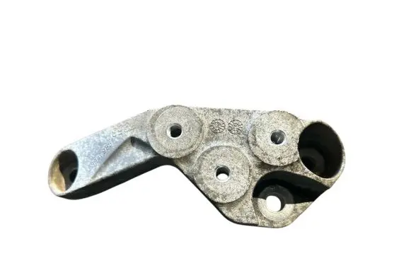 Opel Mokka Gearbox mounting bracket 25947953