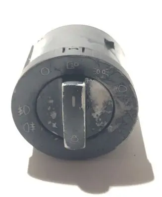 Volkswagen Touareg I Light switch 7L6941431A