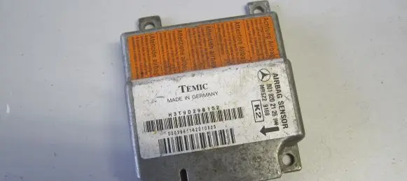 Mercedes-Benz E W210 Airbag control unit/module 0018202126