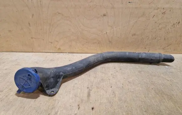 Citroen C5 Window washer liquid tank fill tube 
