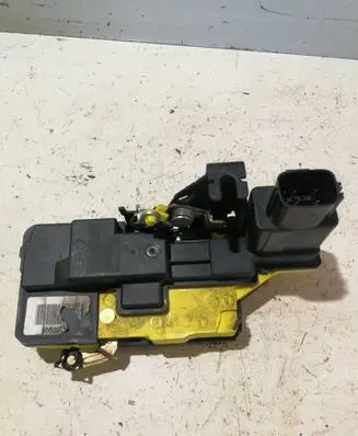 Volvo XC90 Rear door lock 30699753