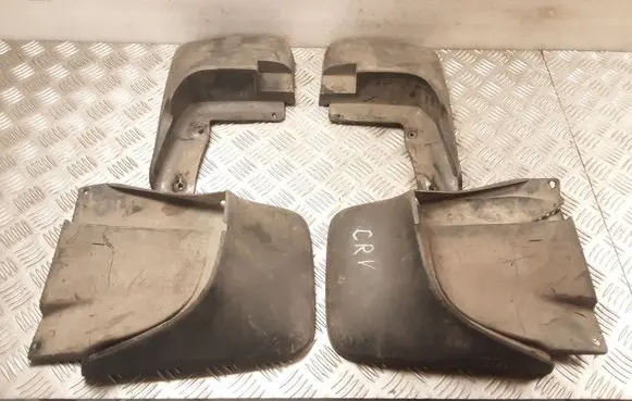 Honda CR-V Front mudguard 