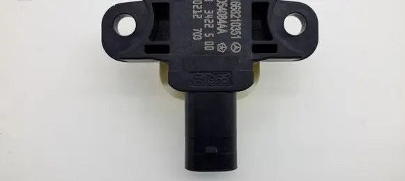 Mercedes-Benz B W246 W242 Airbag deployment crash/impact sensor A1668210351