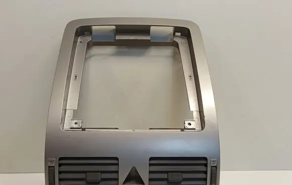 Volkswagen Touran I Dash center air vent grill 251030347