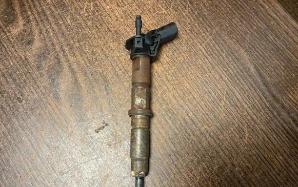 Volkswagen Crafter Fuel injector 076130227 076130855X