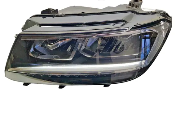 Volkswagen Tiguan Headlight/headlamp 5NB941035B nr8066