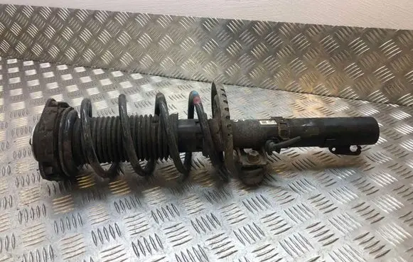 Volkswagen Polo IV 9N3 Front shock absorber/damper 6Q0412141