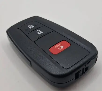 Toyota Prius c Ignition key/card 89904-47710
