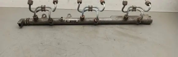 BMW 5 E60 E61 Fuel main line pipe 0445216023
