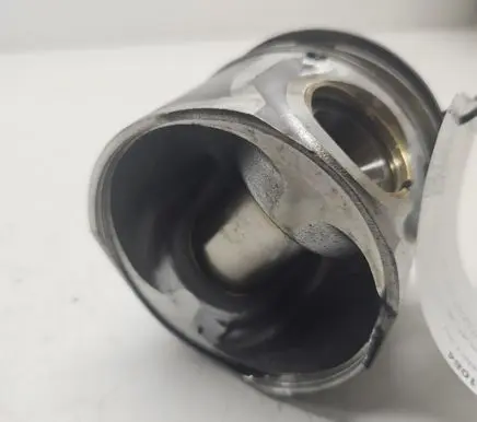 Piston