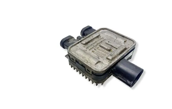 Ford Kuga I Fan control module 940004107