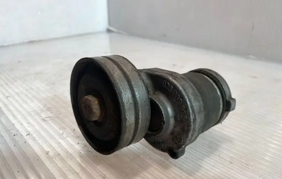 Audi A4 S4 B7 8E 8H Generator/alternator belt tensioner 038903315AD