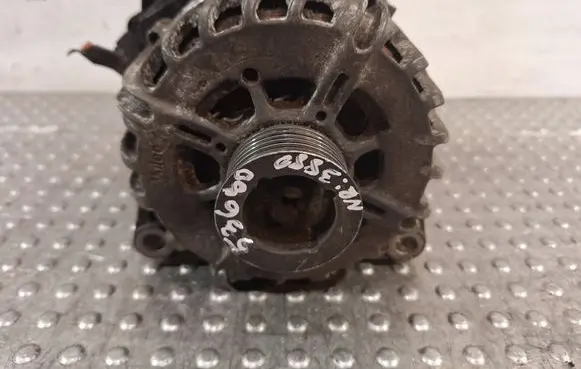 Peugeot 208 Generator/alternator S25062388 9675753680