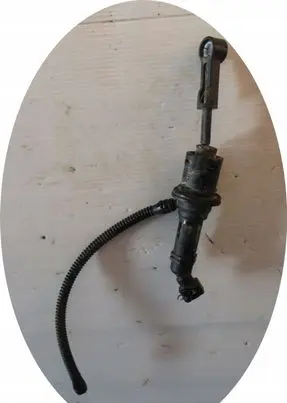 Renault Megane III Clutch slave cylinder 
