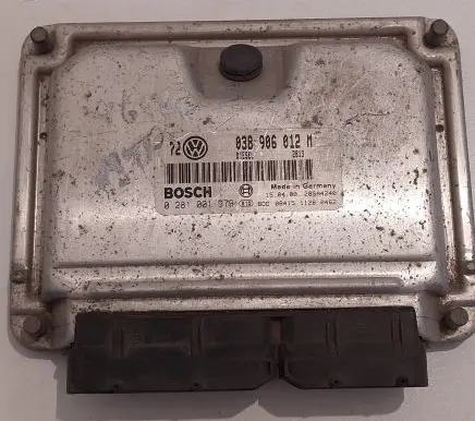 Volkswagen Golf IV Engine control unit/module 038906012M 0281001979 28SA4240