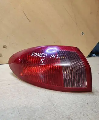 Alfa Romeo 147 Rear/tail lights 46556349 B032