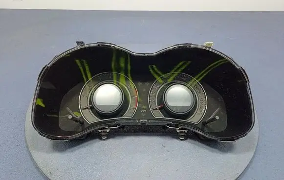Toyota Corolla E120 E130 Speedometer (instrument cluster) 8380002P52