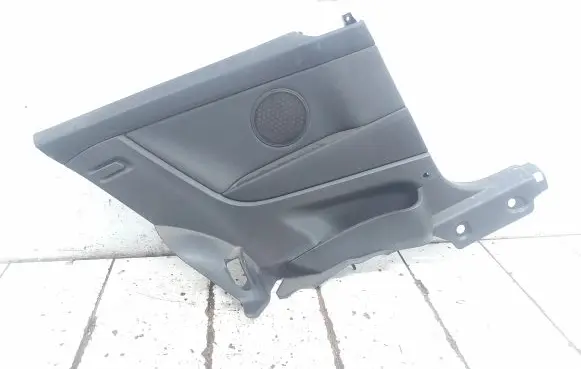 Opel Astra H Coupe rear side trim panel 13183584 323070155