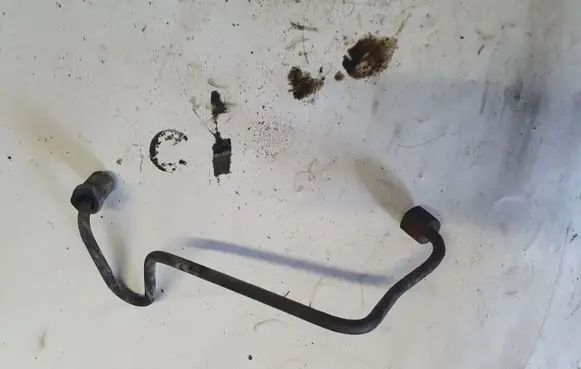 Toyota Avensis T250 Fuel injector supply line/pipe NOCODE