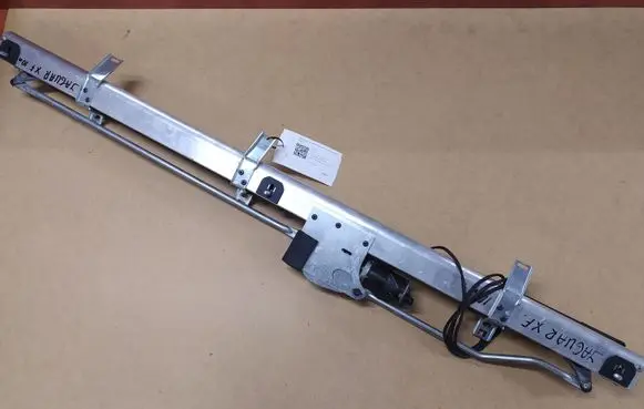 Jaguar XF Loading door sun blind/shade 992900044203 16106821303