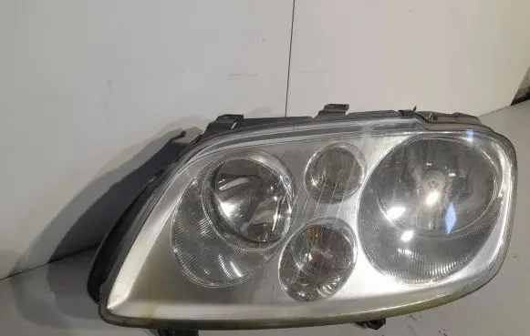 Volkswagen Touran I Headlight/headlamp 1T0941005M 0301205203