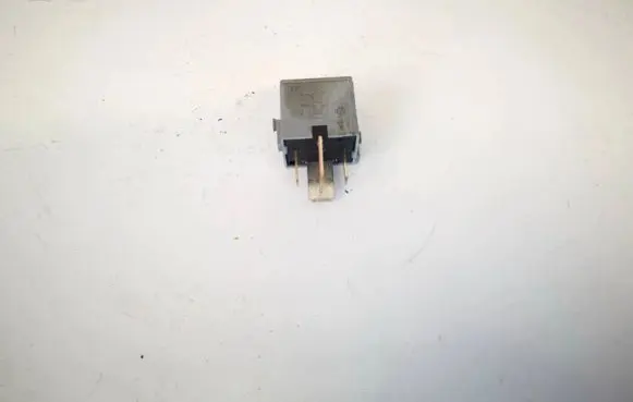 Mercedes-Benz C W204 Other relay a0025428719 4ra007793-10