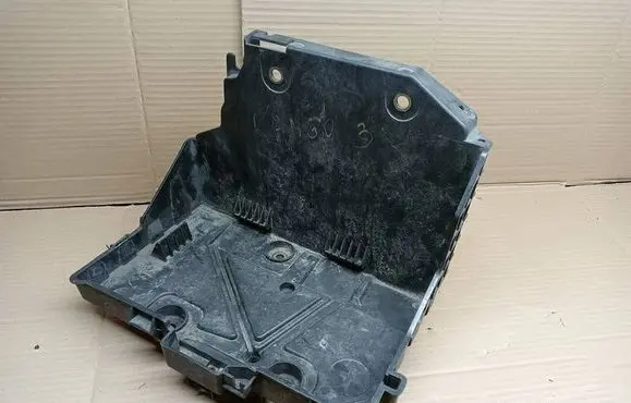 Renault Kangoo II Battery box tray 8200870492