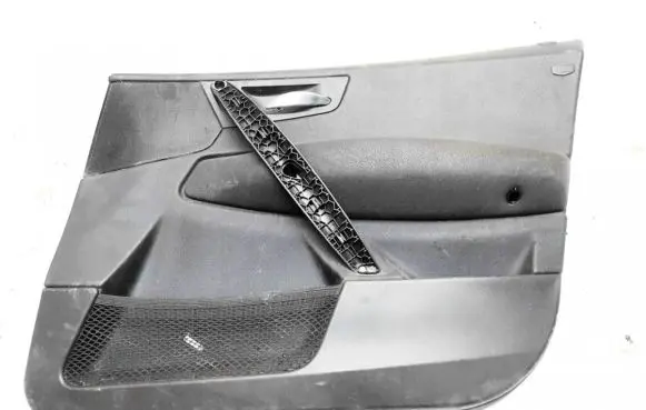BMW X3 E83 Front door card panel trim