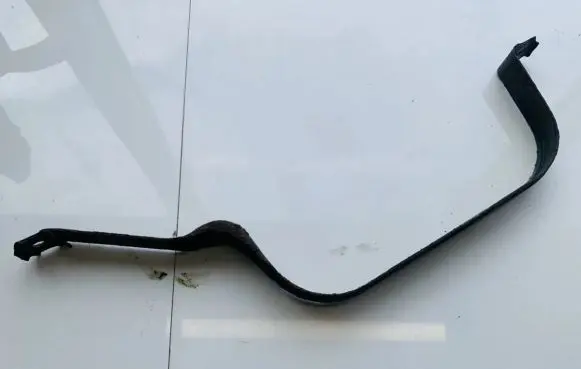 Volkswagen Lupo Fuel tank mounting bracket 