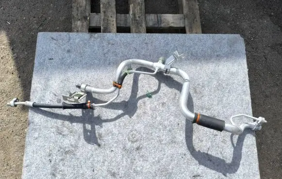 Chevrolet Camaro Air conditioning (A/C) pipe/hose