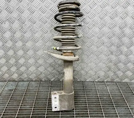 Peugeot 3008 I Front shock absorber/damper 9204