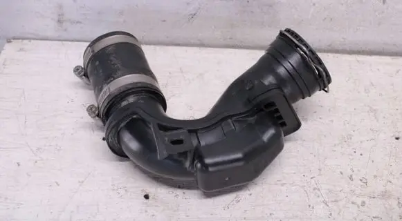 Toyota RAV 4 (XA40) Intercooler hose/pipe 172750X0