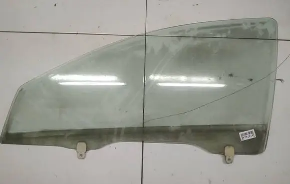 Mitsubishi Lancer X Front door window glass four-door as2