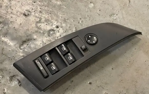 BMW 5 E60 E61 Electric window control switch 6943241 373201SW 0408KAI01