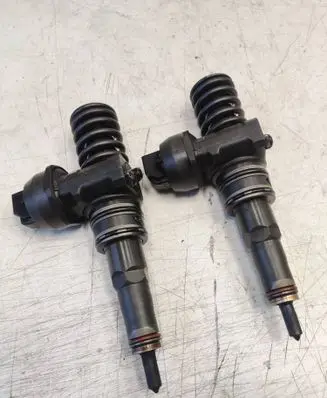 Volkswagen Touareg I Fuel injectors set 0414720220