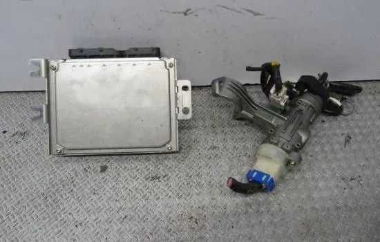Hyundai Tucson JM Engine control unit/module 5WY1963B 3918123270 3917123270