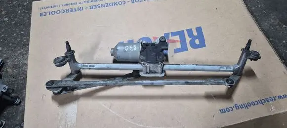 Volkswagen Jetta USA Front wiper linkage and motor 17B955023 3397022013