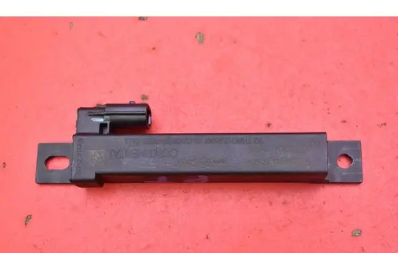 Renault Zoe Aerial GPS antenna 285E66XJ0A