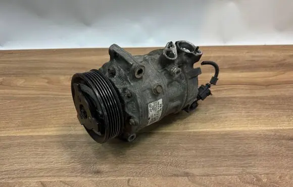Volkswagen Transporter - Caravelle T6 Air conditioning (A/C) compressor (pump) 7E0816803B