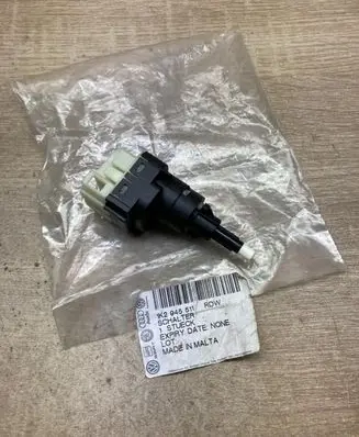 Volkswagen Touran I Brake pedal sensor switch 1K2945511 1K2945511C