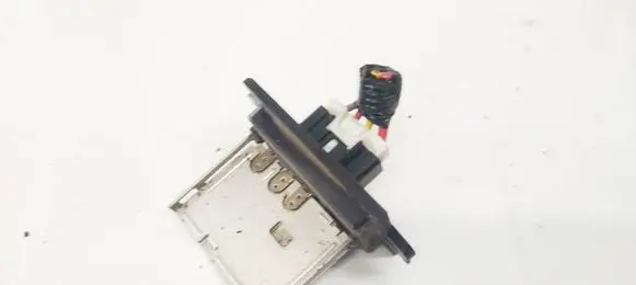 Nissan Note (E11) Heater blower motor/fan resistor