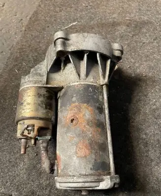 Citroen C4 I Picasso Starter motor 0001108400