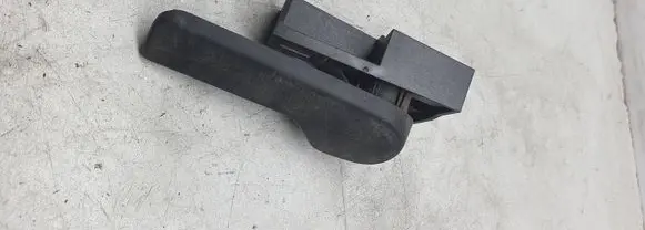 Engine bonnet (hood) release handle